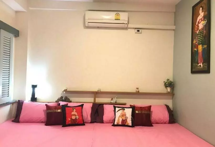 Saen Sabai Hostel