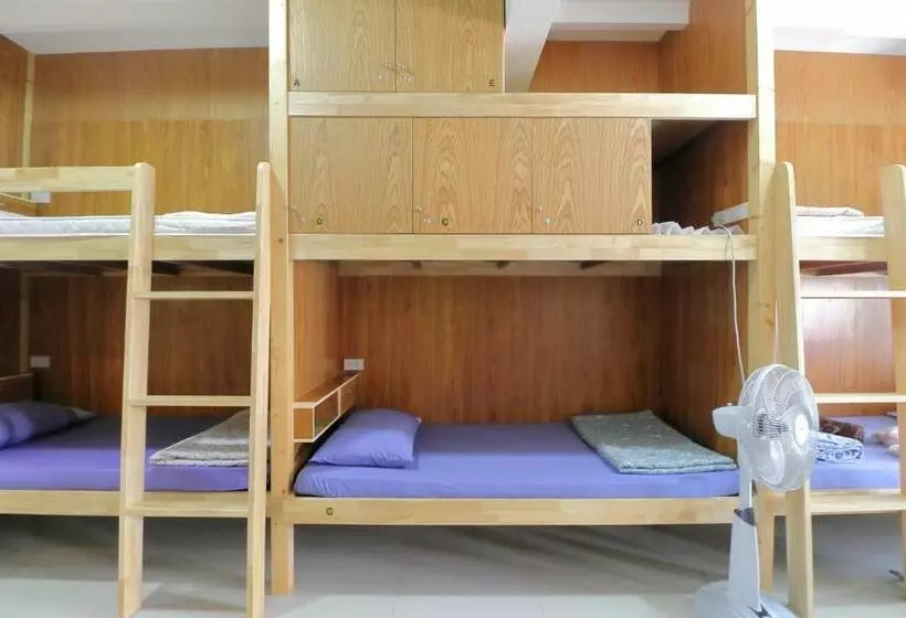 Saen Sabai Hostel