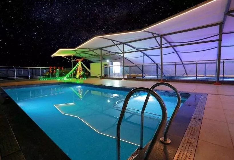 Grand Signature Hotel & Spa