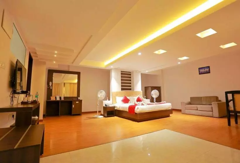 Grand Signature Hotel & Spa