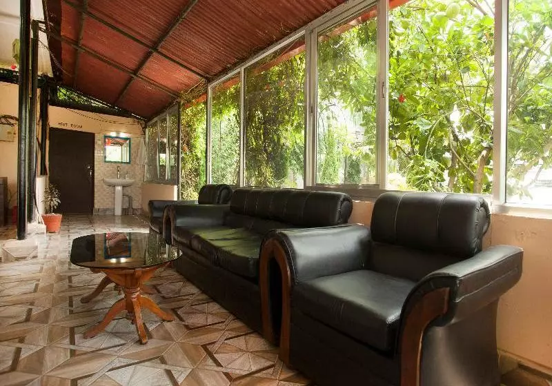 هتل Spot On 481 Motherland Resort