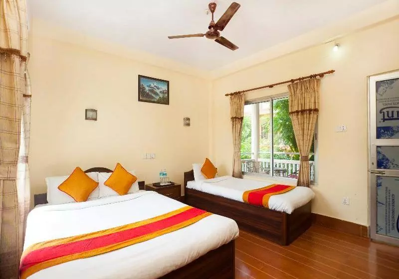 هتل Spot On 481 Motherland Resort