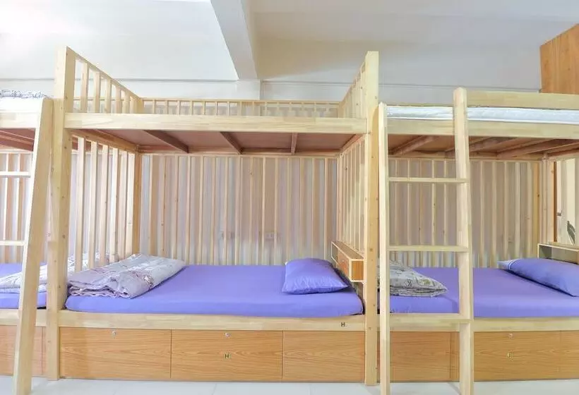 Saen Sabai Hostel