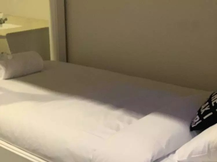 Retkeilymaja Snowman Cabins