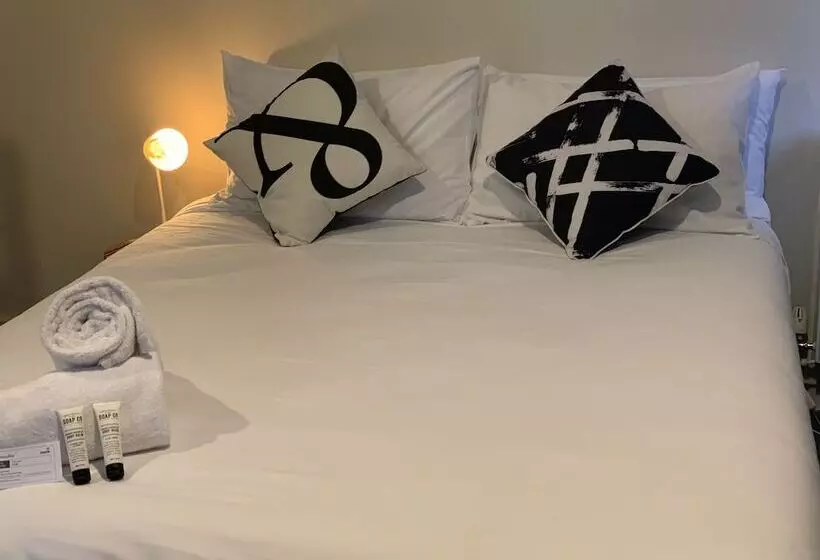 Retkeilymaja Snowman Cabins