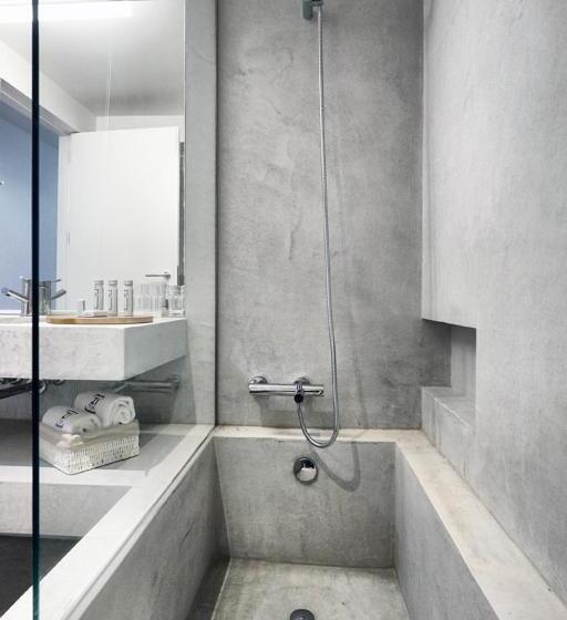 مبيت وإفطار Alte Tradition Guest House