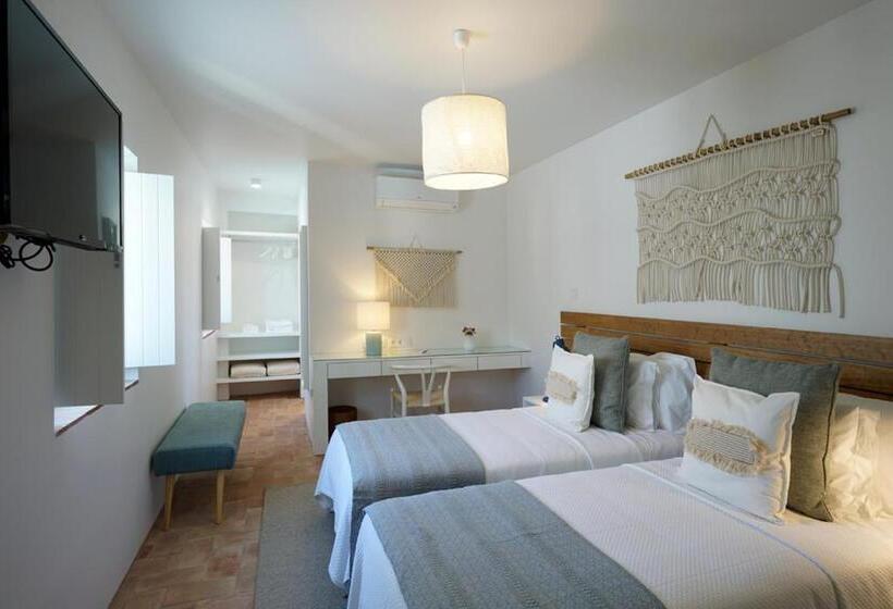 مبيت وإفطار Alte Tradition Guest House