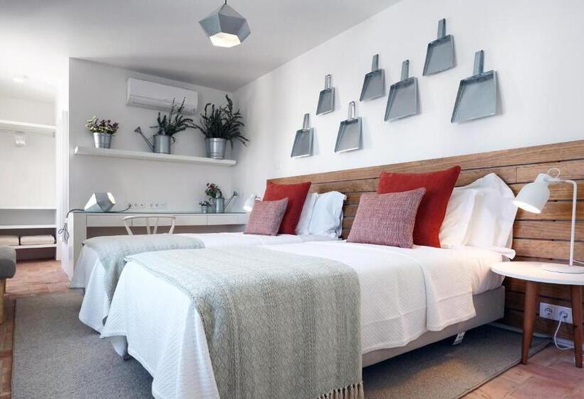 مبيت وإفطار Alte Tradition Guest House