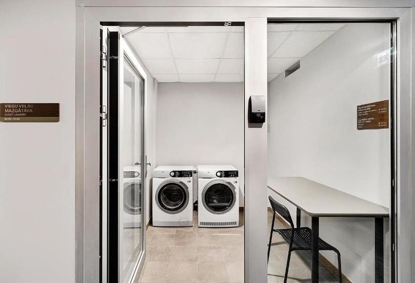 هتل Hilton Garden Inn Riga Old Town