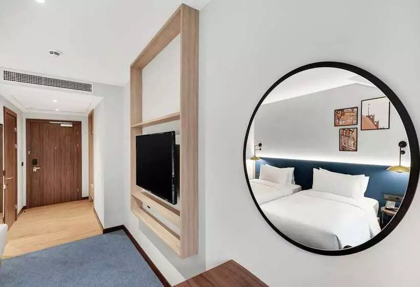 هتل Hilton Garden Inn Riga Old Town
