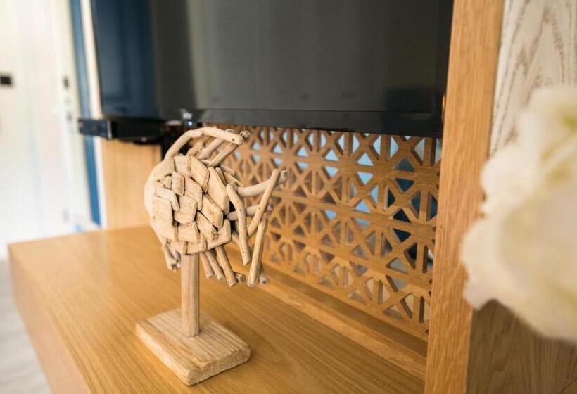 هتل La Villa Boutique