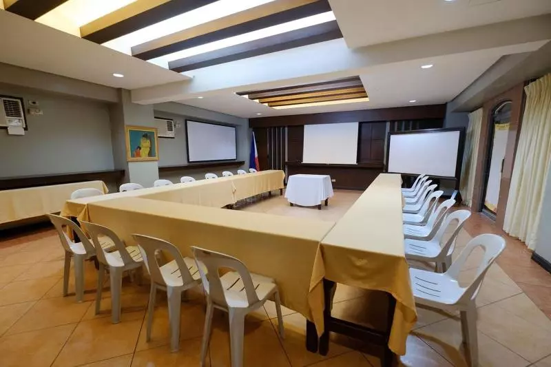 ホテル Lispher Inn