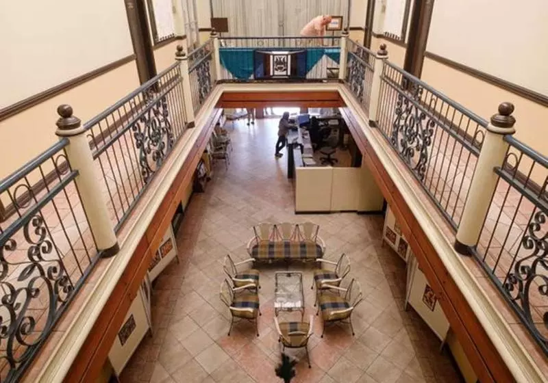 ホテル Lispher Inn