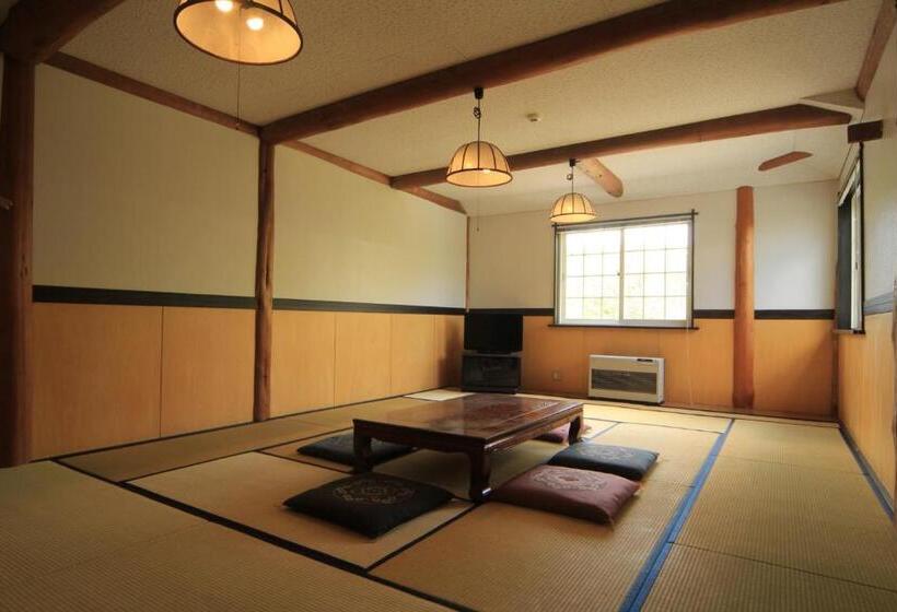 בית מלון כפרי Lodge Clubman