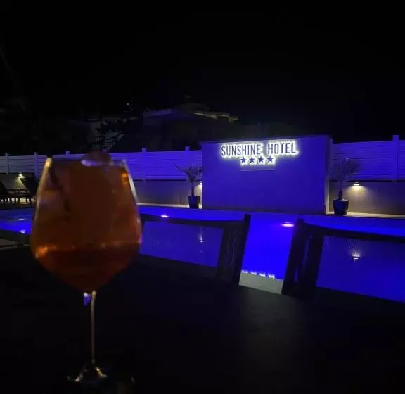 Hotelli Sunshine