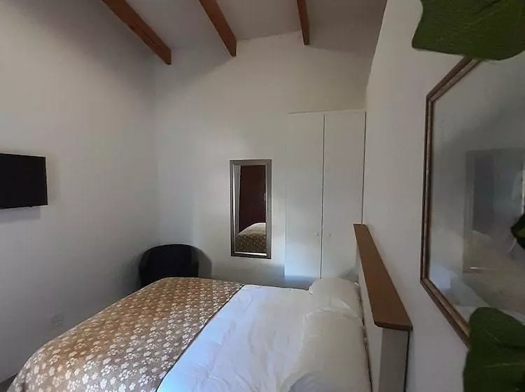 Majatalo Midrand Oasis Guesthouse