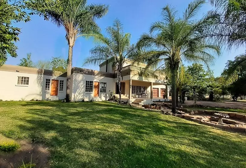 Majatalo Midrand Oasis Guesthouse