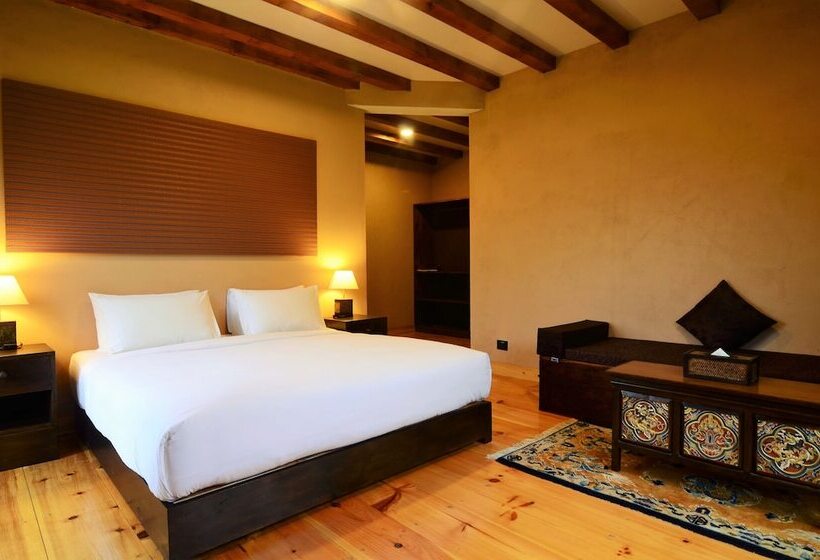 پانسیون The Village Lodge Paro