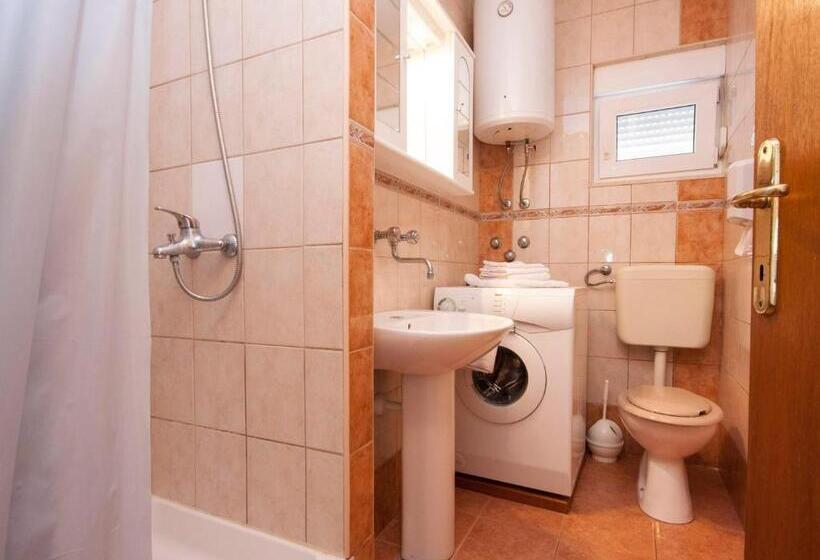 Apartments škarpa 1601