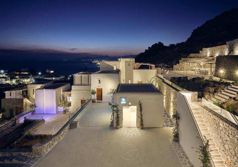 αrcs Suites & Residences