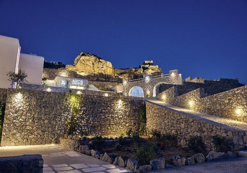 αrcs Suites & Residences