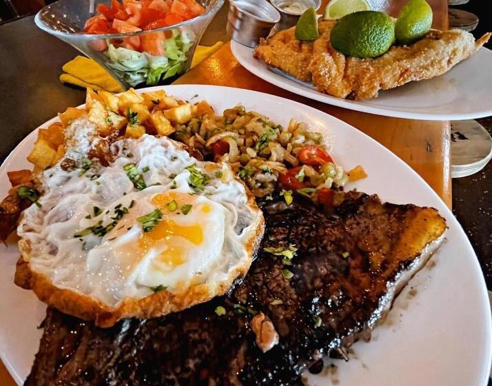 هتل Aguila Blanca