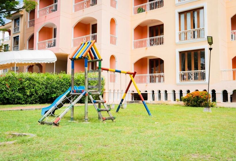 ホテル Penon Suites