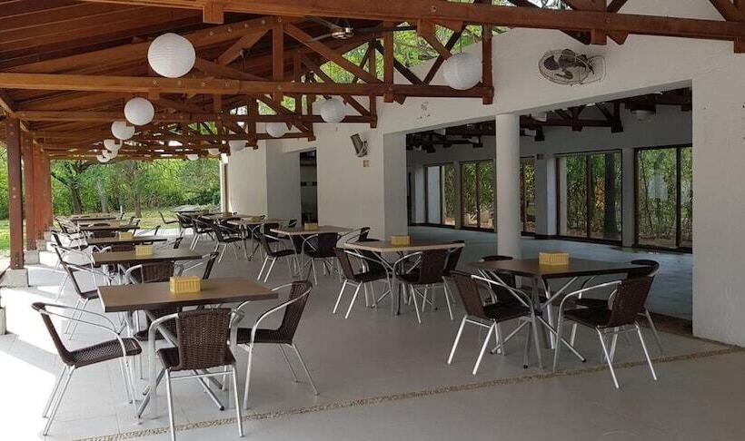 ホテル Penon Suites