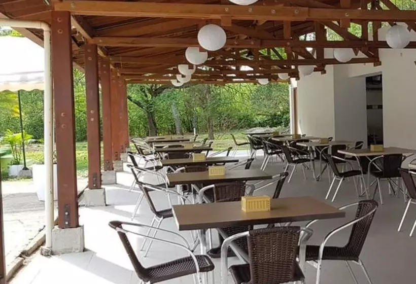 ホテル Penon Suites