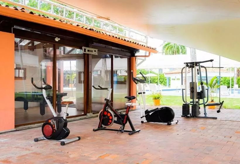 ホテル Penon Suites