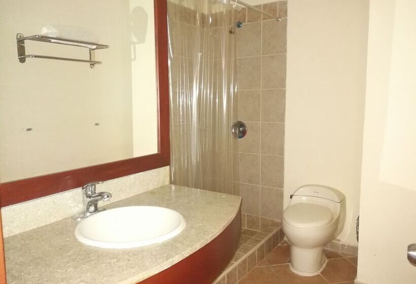 ホテル Penon Suites