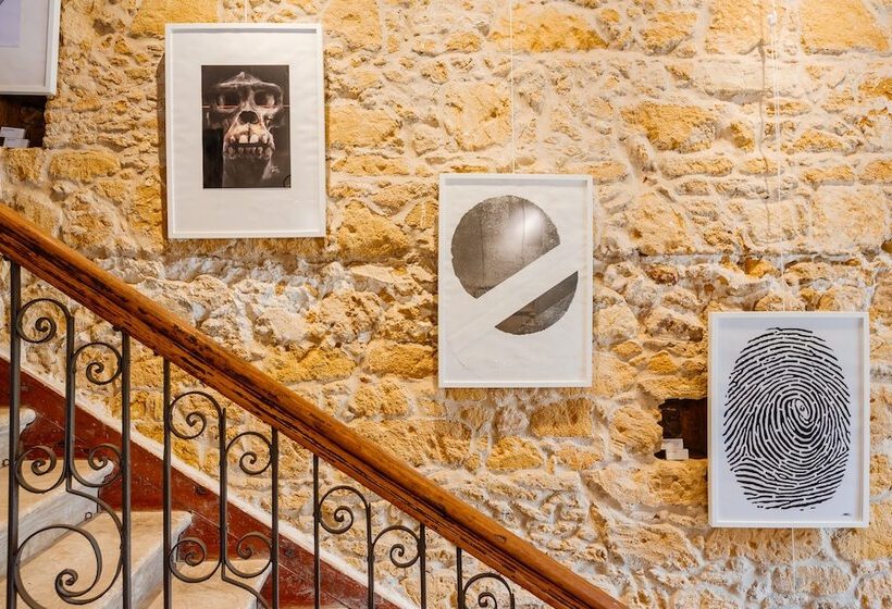 هتل Tasev Guesthouse