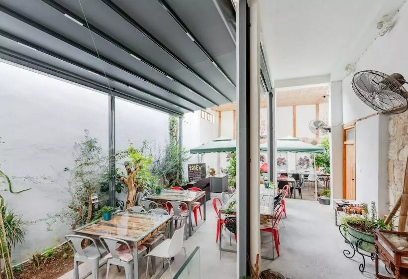 Hotelli Tasev Guesthouse