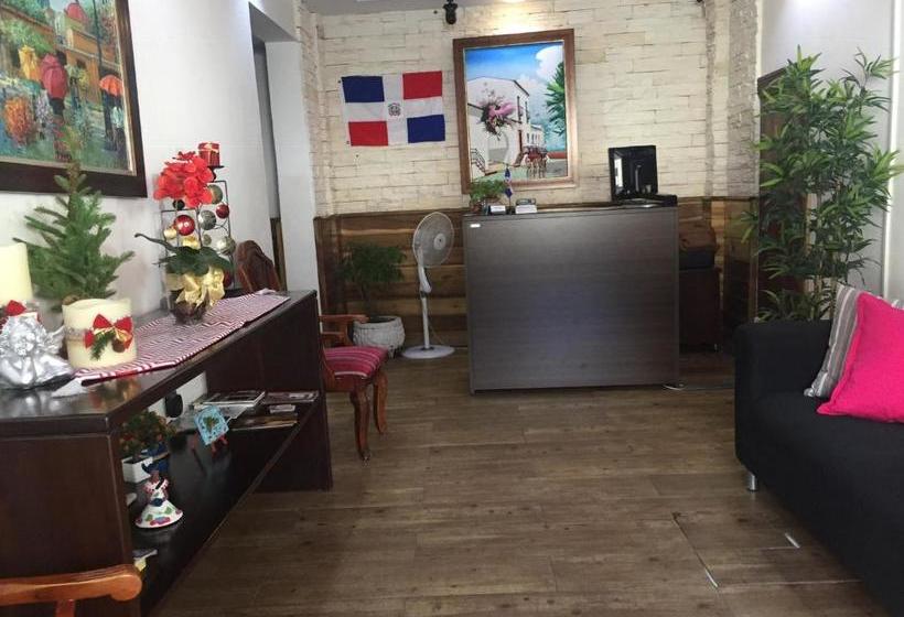 هتل Arcoiris Colonial