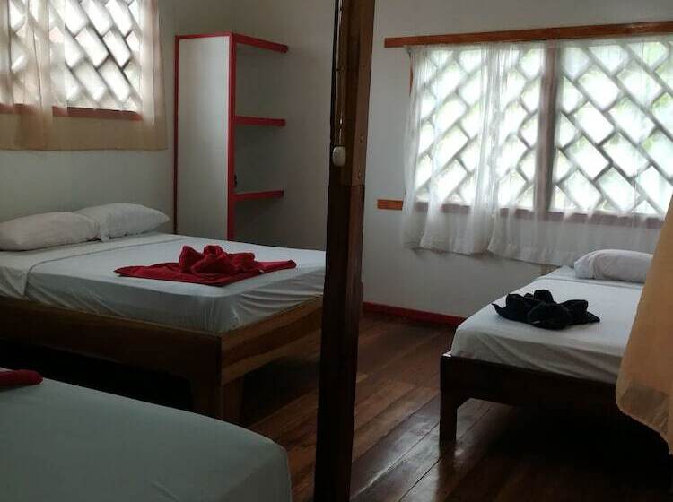 هتل Cabinas Talamanca