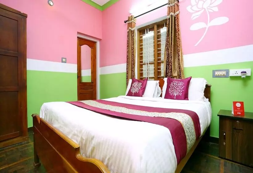 ホテル Karapuzha Lakeshore Resort