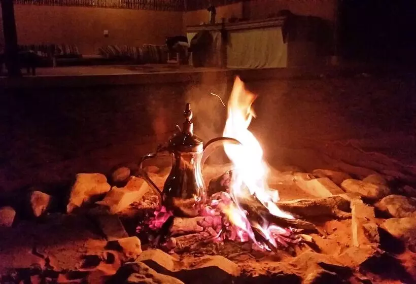 هتل Delight Desert Camp