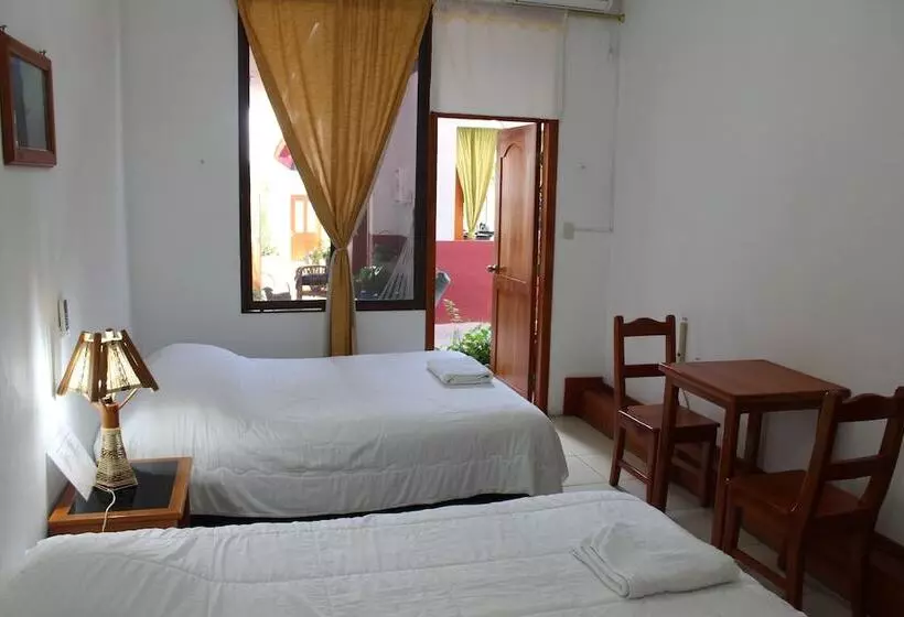 Galapagos Best Hostel