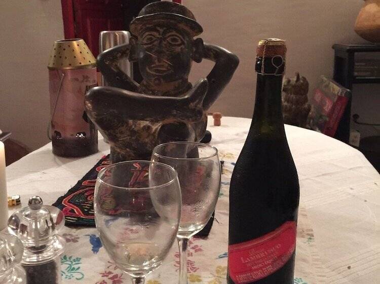 مسافرخانه Finca San Rafael   Cafe Y Cacao