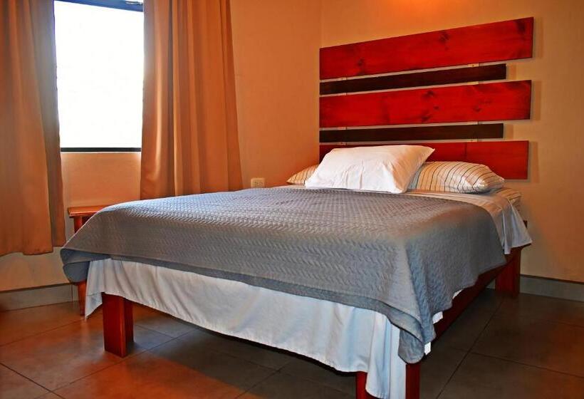 فندق Cabinas Midey