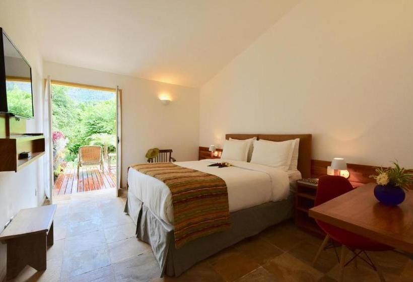 هتل Pouso Alforria