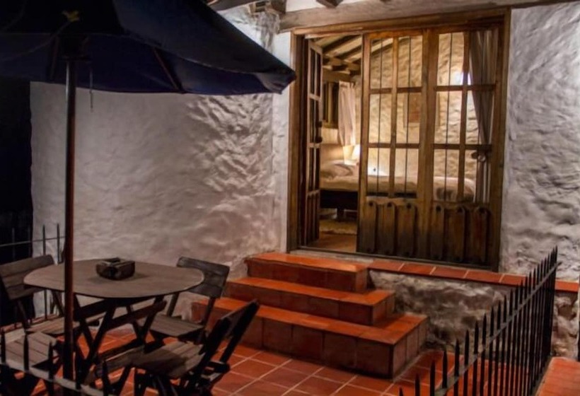 Отель Hacienda Rincón De La Montaña