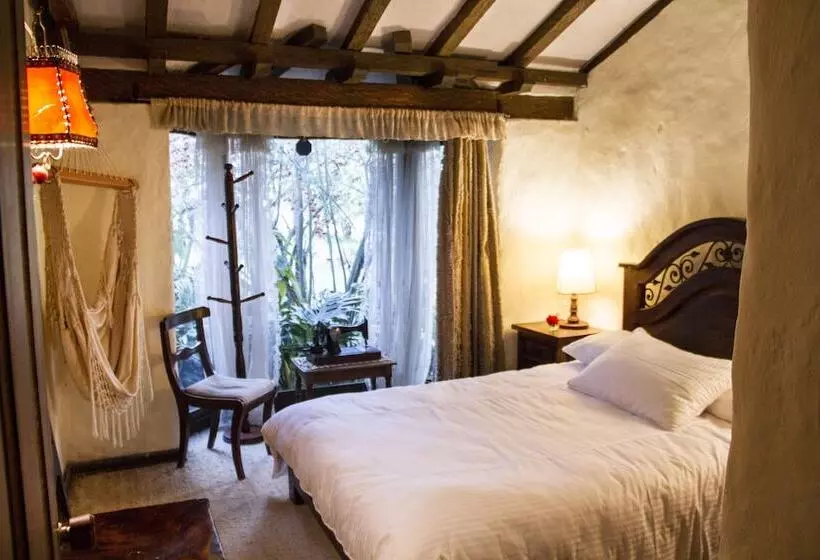 Hotelli Hacienda Rincón De La Montaña