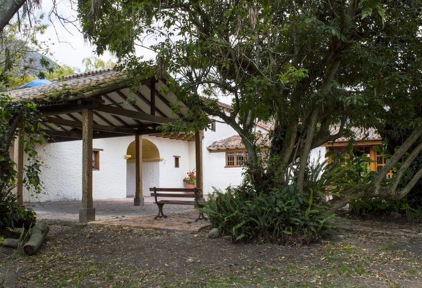 Отель Hacienda Rincón De La Montaña