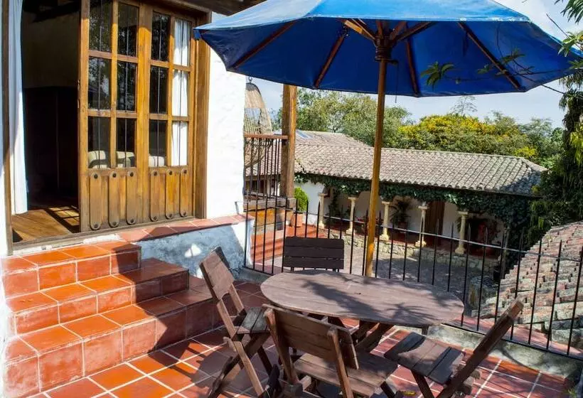 Hotelli Hacienda Rincón De La Montaña