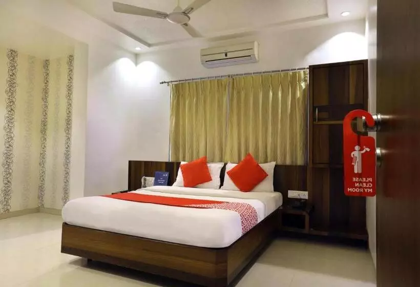 Hotelli Collection O Satyan Inn