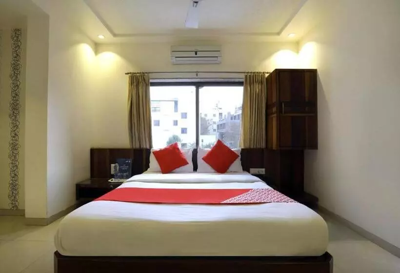 Hotelli Collection O Satyan Inn