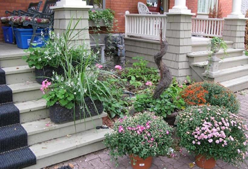 Avalon Bed And Breakfast