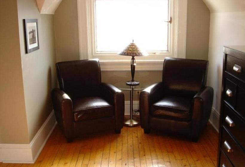 Avalon Bed And Breakfast