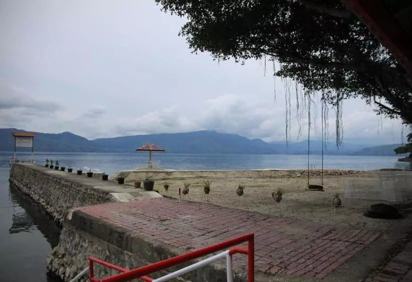 Hotelli Pandu Lakeside  Tuktuk